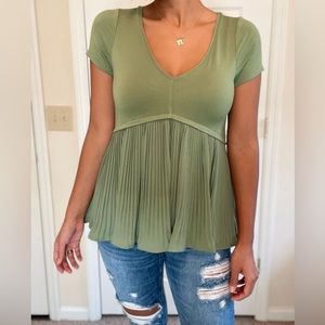 “Kaari Blue” Blouse size S, Military Green color